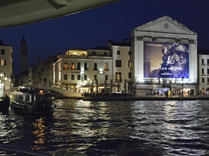 26_giant-advertising-riva-degli-schiavoni-chiesa-della-pieta-venice_silvian heach