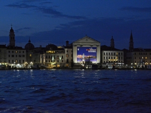 33_giant-advertising-riva-degli-schiavoni-chiesa-della-pieta-venice_turkish airlines