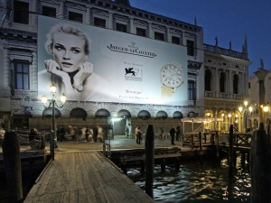 19_giant-advertising-zecca-palace-venice_jlc